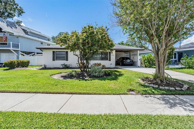1816 Bayou Grande Blvd Ne, House other with 3 bedrooms, 2 bathrooms and null parking in St Petersburg FL | Image 23