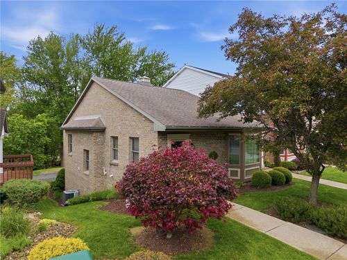 100 Unity Sq, Greensburg, PA, 15601-9521 | Card Image