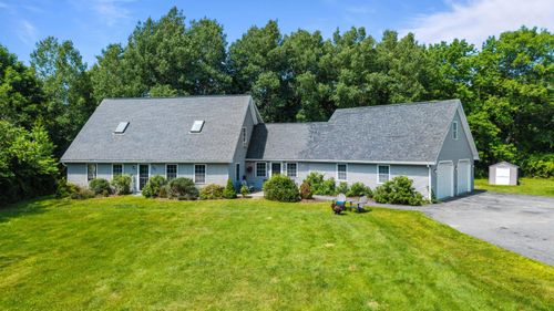 93 Central St, Hallowell, ME, 04347-1232 | Card Image