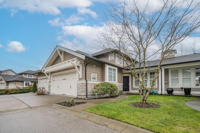 26 - 19452 Fraser Way, Townhouse with 3 bedrooms, 2 bathrooms and 1 parking in Pitt Meadows BC | Image 1