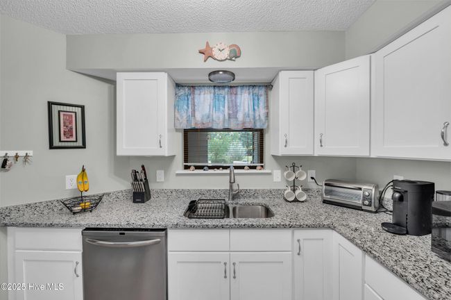 UNIT-426 - 728 Azalea Dr, Condo with 2 bedrooms, 2 bathrooms and null parking in Hampstead NC | Image 10