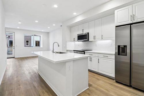 536 Sandstone Ct, El Cajon, CA, 92020-4366 | Card Image