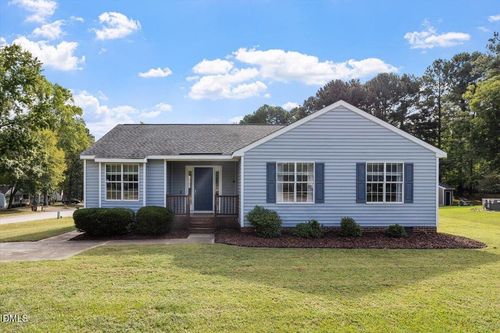 401 Vista Springs Cir, Holly Springs, NC, 27540-8851 | Card Image