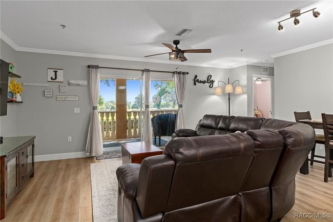 APT-101 - 4450 E Windmill Dr, Condo with 3 bedrooms, 2 bathrooms and null parking in Inverness FL | Image 5