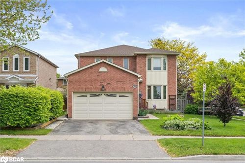 262 Murray St, Brampton, ON, L6X3T4 | Card Image