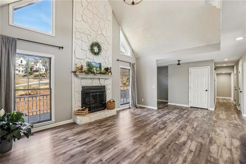 504 Tara Ct, Woodstock, GA, 30188-2864 | Card Image