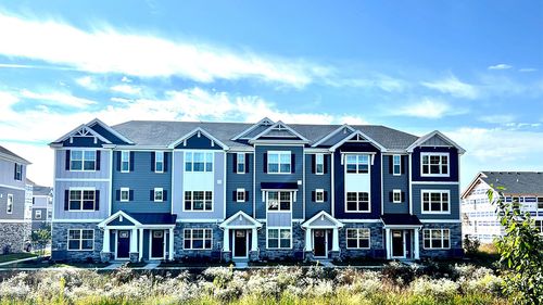 438 Lakeshore Ct, St. Charles, IL, 60174-2658 | Card Image