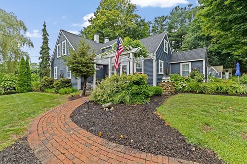 643 S River St, Marshfield, MA, 02050-2445 | Card Image