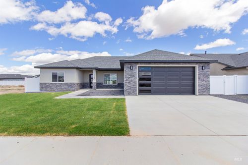 1122 Ira Burton Rd, Twin Falls, ID, 83301-7874 | Card Image