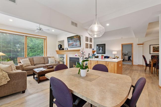 UNIT-301 - 11484 Fairfield Rd W, Condo with 2 bedrooms, 2 bathrooms and null parking in Minnetonka MN | Image 10