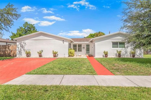 1345 Sw 102nd Pl, Miami, FL, 33174-2738 | Card Image