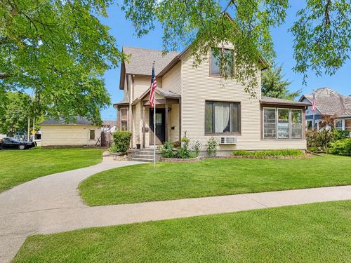 1822 11th St, Columbus, NE, 68601-5912 | Card Image