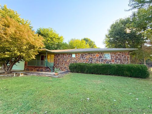 1023 S Ash Trl, Cleveland, OK, 74020-4889 | Card Image