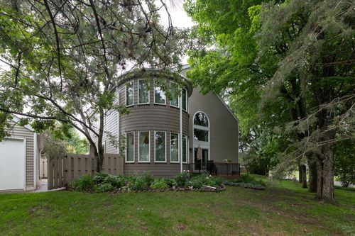 1163-1163 Edgcumbe Rd, Saint Paul, MN, 55105-2831 | Card Image