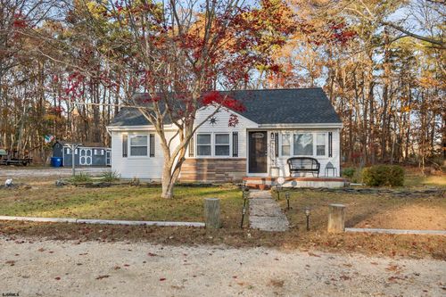 539 E Pennsylvania Ave, Galloway, NJ, 08205-9732 | Card Image