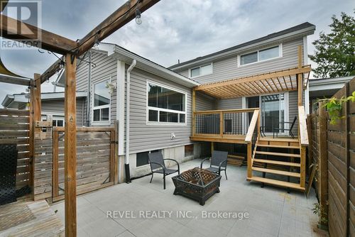 {{alt}} | Card Image