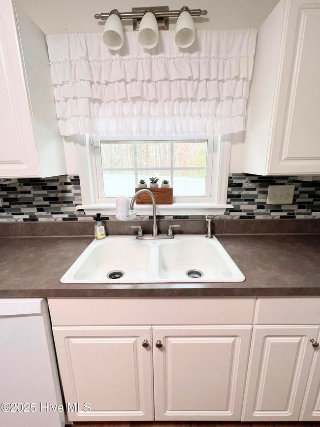 205 Cherry Blossom Ln, House other with 4 bedrooms, 2 bathrooms and 2 parking in Havelock NC | Image 20