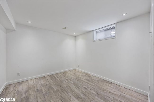 239 Warnica Rd, House other with 5 bedrooms, 2 bathrooms and 6 parking in Barrie ON | Image 26