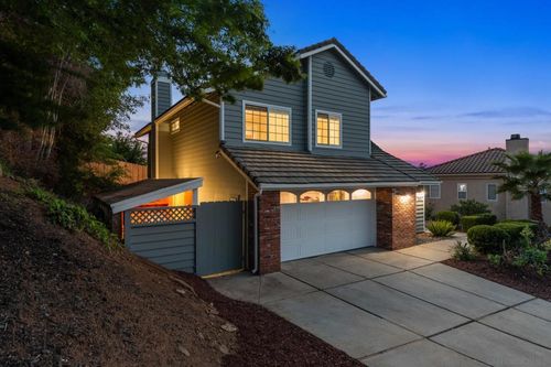 805 Sol Vista Gln, Escondido, CA, 92025-5271 | Card Image