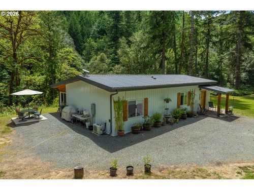 20736 Highway 42, Myrtle Point, OR, 97458-9864 | Card Image
