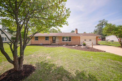 3427 W Shiawassee Avenue, Fenton, MI, 48430 | Card Image