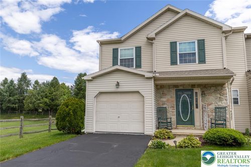 4227 Bedford Dr, Bethlehem, PA, 18020-1430 | Card Image