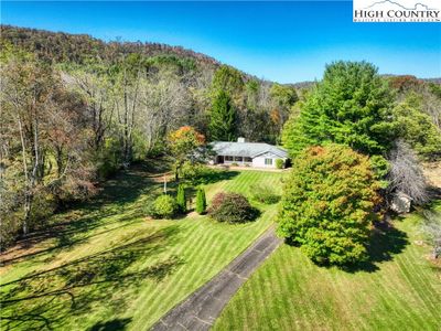 3209 Us Hwy 221, House other with 4 bedrooms, 2 bathrooms and null parking in Jefferson NC | Image 1