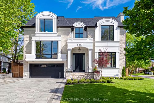 16 Ballyronan Rd, North York, ON, M3B1V1 | Card Image