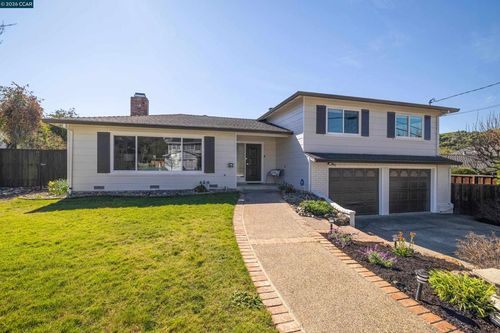 1020 1020 Sanders Dr, Moraga, CA, 94556 | Card Image