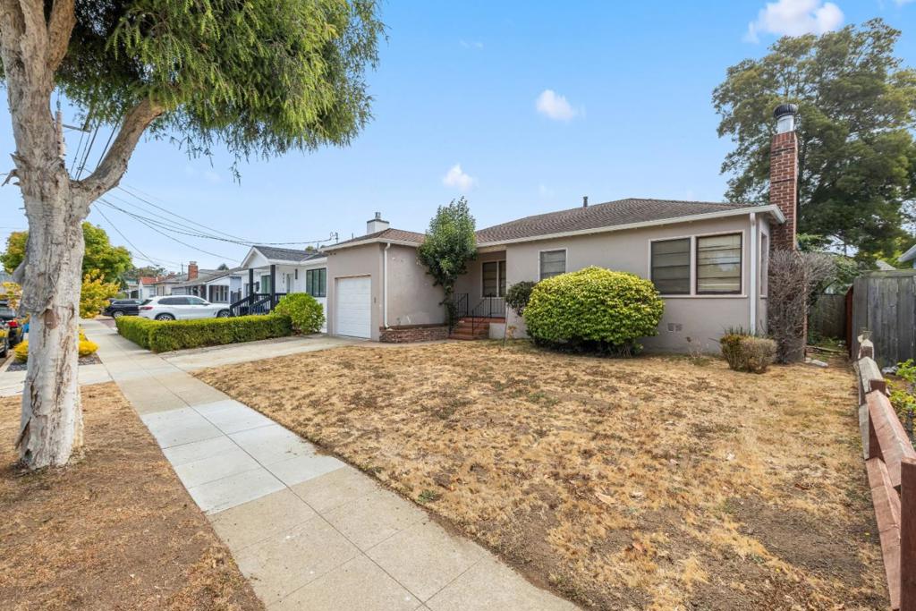 Residential in Burlingame 3