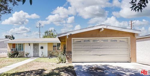 19037 Wellhaven Street, Santa Clarita, CA, 91351 | Card Image