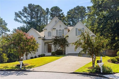 770 Heathland Dr, Roswell, GA, 30075-6918 | Card Image