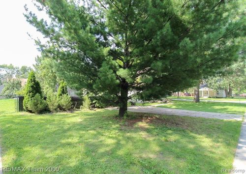 4612 Gertrude, Dearborn Heights, MI, 48125 | Card Image