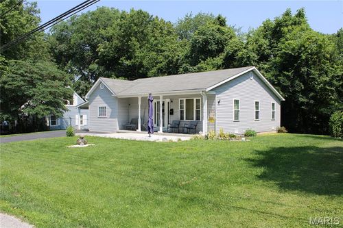 2926 Werges Ave, Alton, IL, 62002-1977 | Card Image