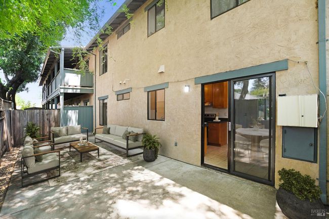 APT-1 - 569 Curtin Ln, Condo with 2 bedrooms, 1 bathrooms and 1 parking in Sonoma CA | Image 10