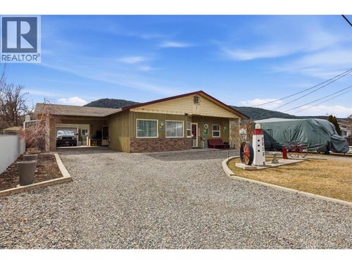 2013 Third Ave N, Williams Lake, BC, V2G2W1 | Card Image