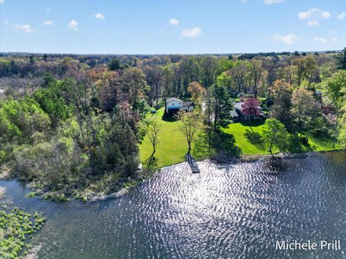 937 Bruce Dr, Middleville, MI, 49333-9107 | Card Image