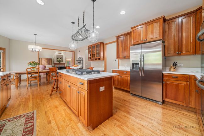 17 Arrowwood Dr, House other with 5 bedrooms, 5 bathrooms and 3 parking in Hawthorn Woods IL | Image 13