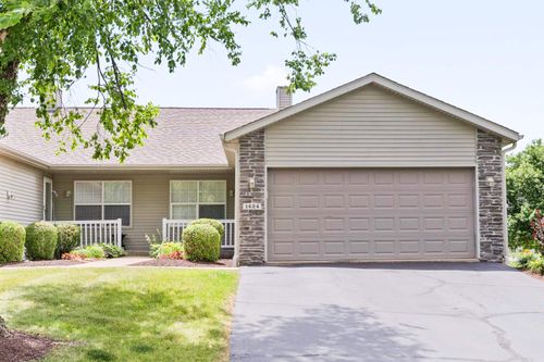 1424 Crimson Ridge Ln, BYRON, IL, 61010-1491 | Card Image