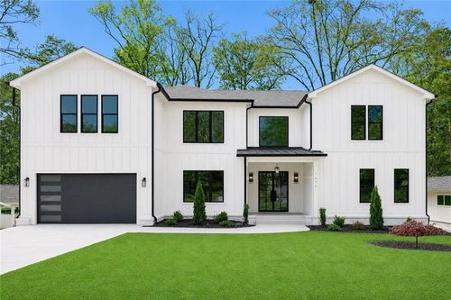 1696 Dunwoody Pl Ne, Atlanta, GA, 30324-2704 | Card Image