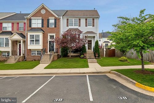 8409 Tackhouse Loop, GAINESVILLE, VA, 20155-2953 | Card Image
