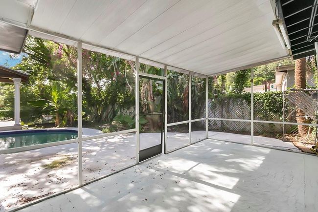 Porch / Lanai | Image 22