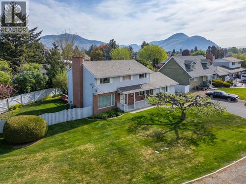 751 Ridgeview Terr, Kamloops, BC, V2B4G8 | Card Image