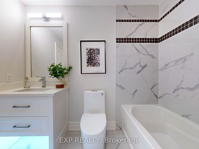 29 Wingate Cres, House other with 6 bedrooms, 6 bathrooms and 8 parking in Richmond Hill ON | Image 31