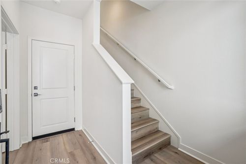1681 Coral Sea Ln, San Pedro, CA, 90732-6110 | Card Image