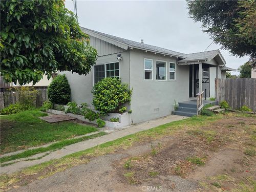557 S 10th St, Grover Beach, CA, 93433-2721 | Card Image
