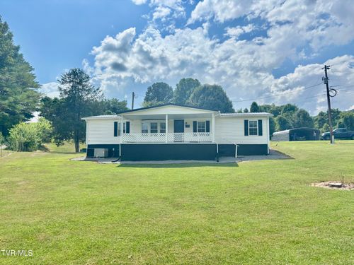 159 Erie Dr, Pennington Gap, VA, 24277-8213 | Card Image