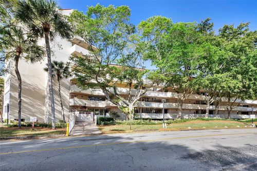 7001 Environ Blvd, Lauderhill, FL, 33319-4273 | Card Image