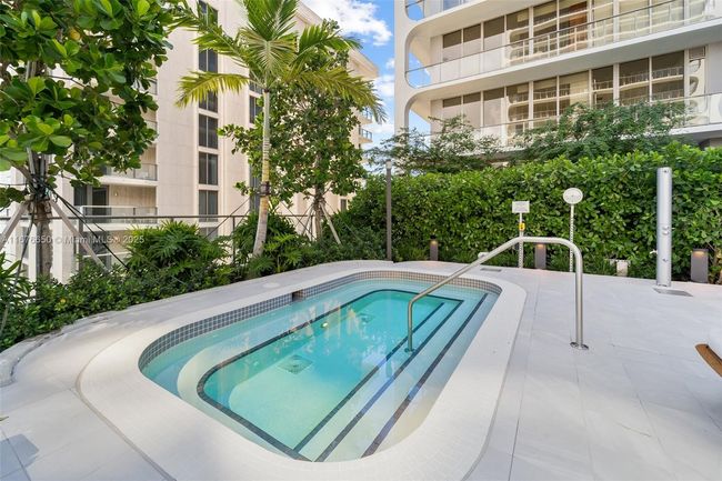 2005 - 2678 Tigertail Ave, Condo with 2 bedrooms, 2 bathrooms and null parking in Coconut Grove FL | Image 28