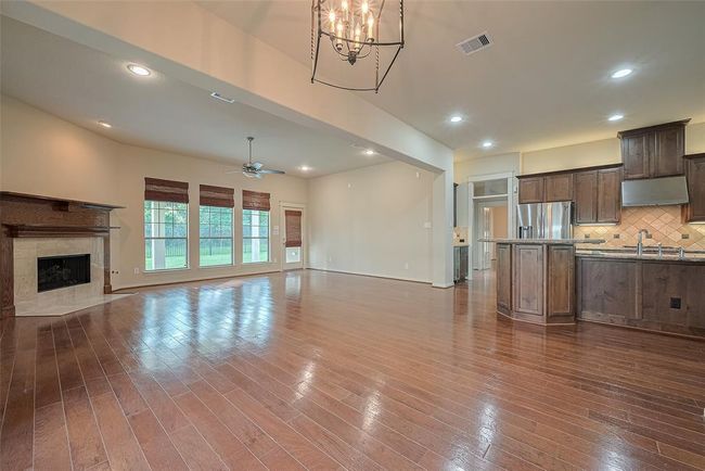 28407 Ryans Ridge Ln, House other with 3 bedrooms, 3 bathrooms and 2 parking in Spring TX | Image 10